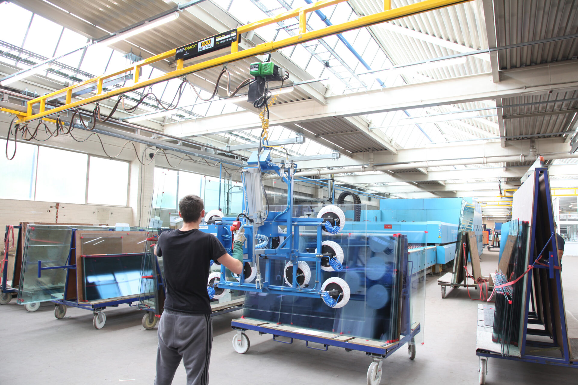 PRODUCTS HEADING HANDLING scaled from Metreel